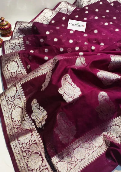 Threads of Tradition: The Exquisite Allure of Chanderi Sarees