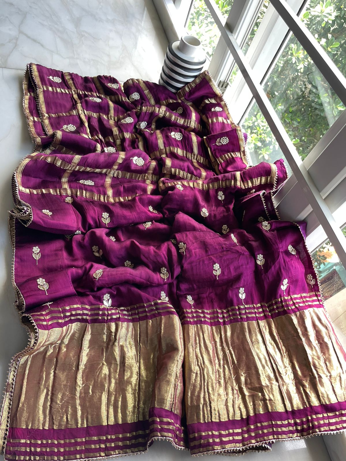 Sari Handwork Gazi silk handwork sari in wine – HolyThread India